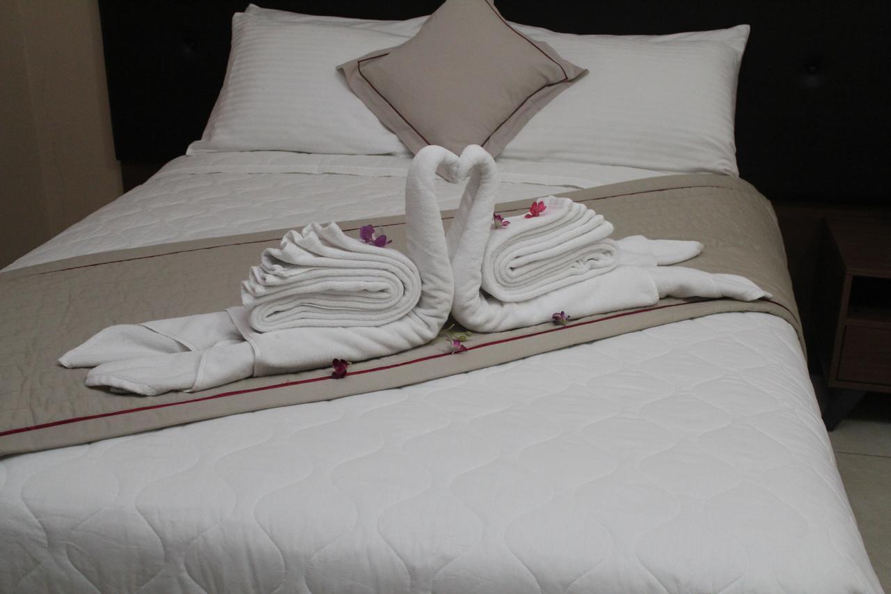 Murex Plaza Hotel & Suites Monrovia Bagian luar foto