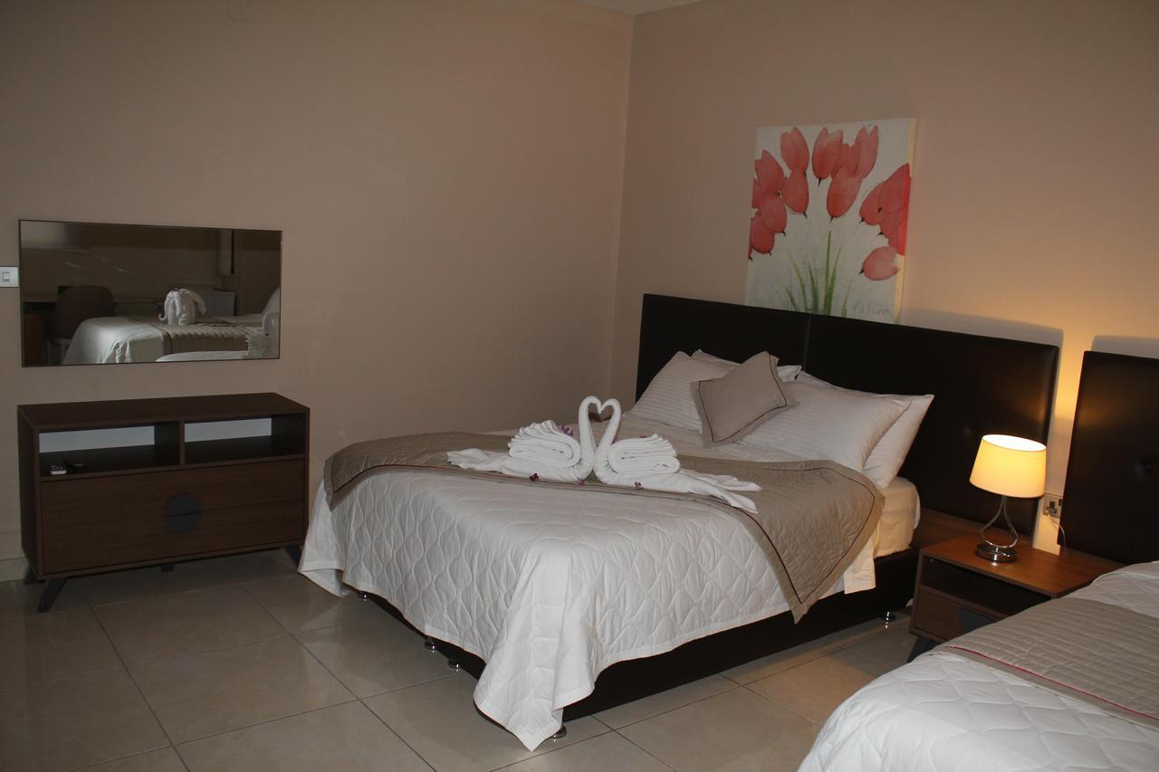 Murex Plaza Hotel & Suites Monrovia Bagian luar foto