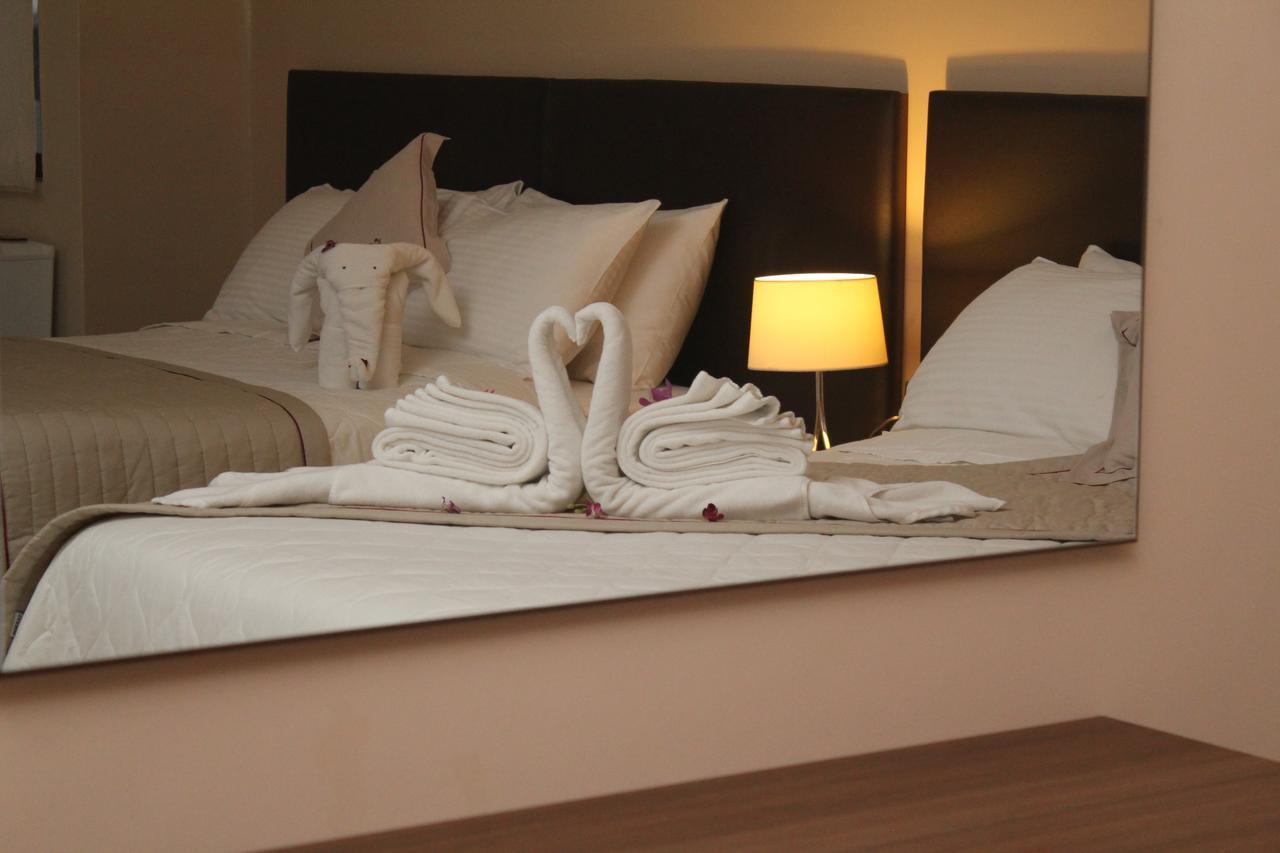 Murex Plaza Hotel & Suites Monrovia Bagian luar foto