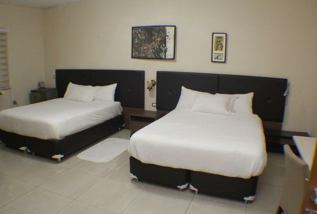 Murex Plaza Hotel & Suites Monrovia Bagian luar foto